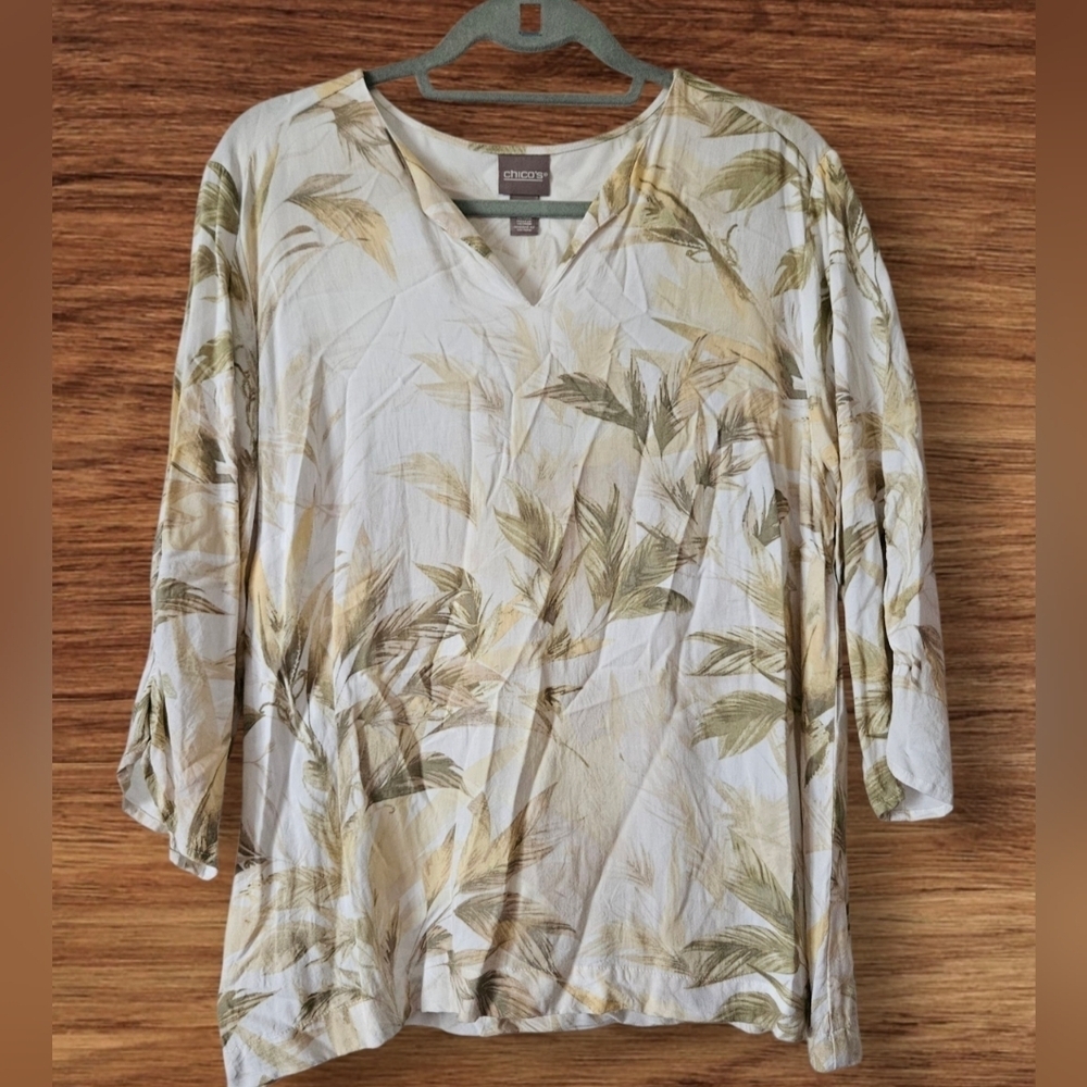 Chicos V-neck 3/4 Sleeve Pullover Top Women Size 2